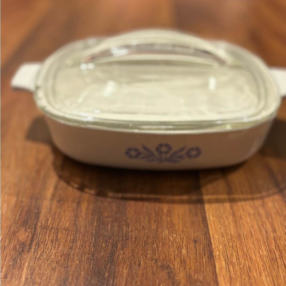 Vintage Corningware mini dish